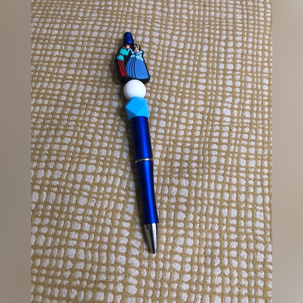 Disney Cinderella and Prince beads pen  blue. Size 6” LX 1-1/2”W